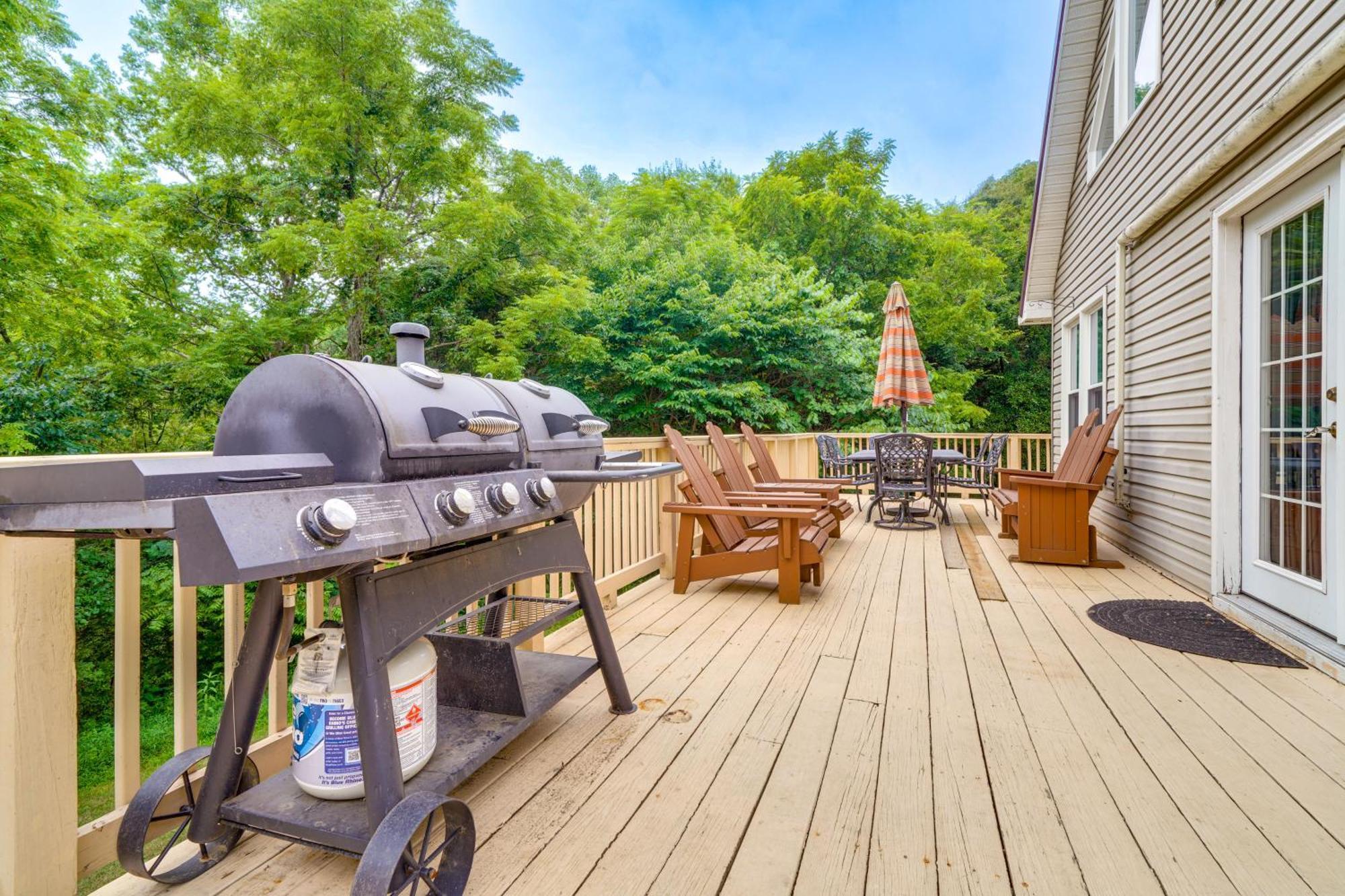 Modern Eckerty Home With Deck On Patoka Lake! Taswell Exterior foto